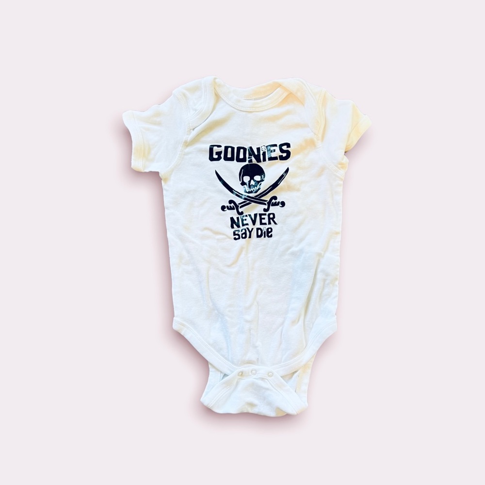 Goodnies Never Say Die Onesie Size 24 months